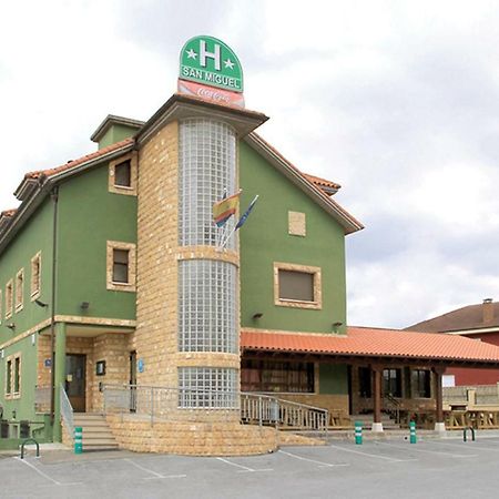 Hotel San Miguel De La Barreda Siero Exterior foto