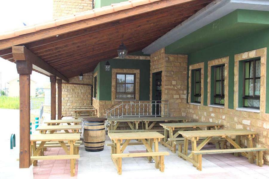 Hotel San Miguel De La Barreda Siero Exterior foto